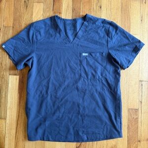 FIGS Men’s Medium Scrub Top Grey